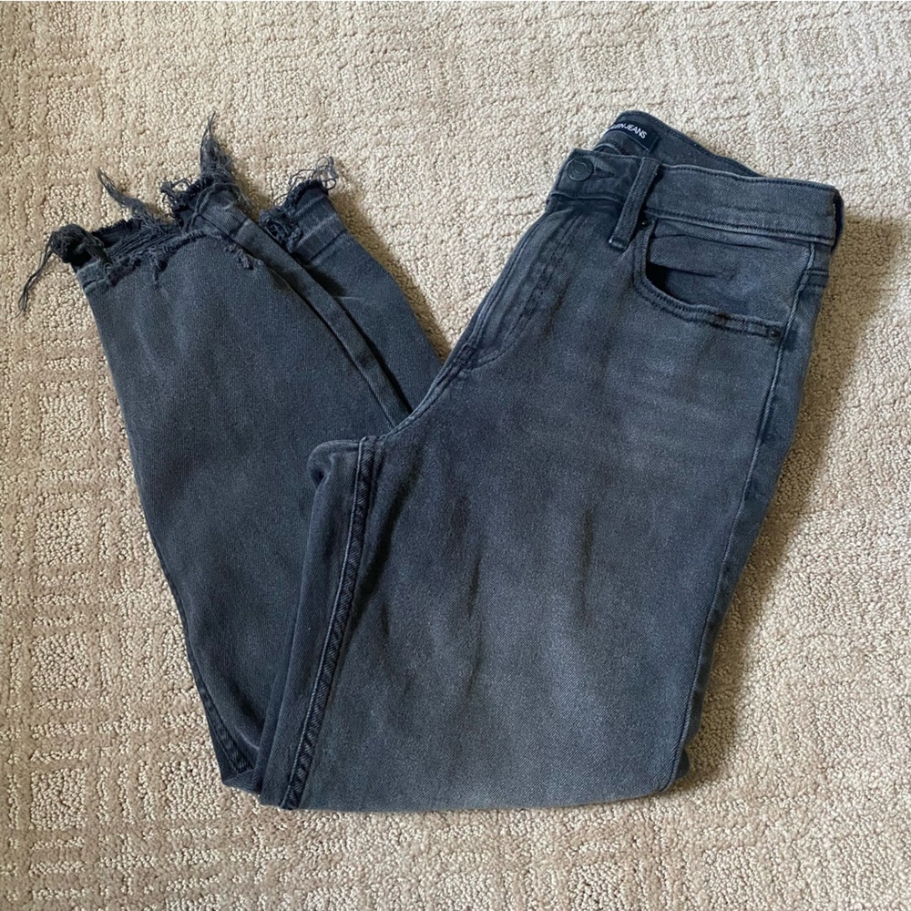 {Calvin Klein Jeans} Distressed Ankle Jeans | Grey ~ Size 26